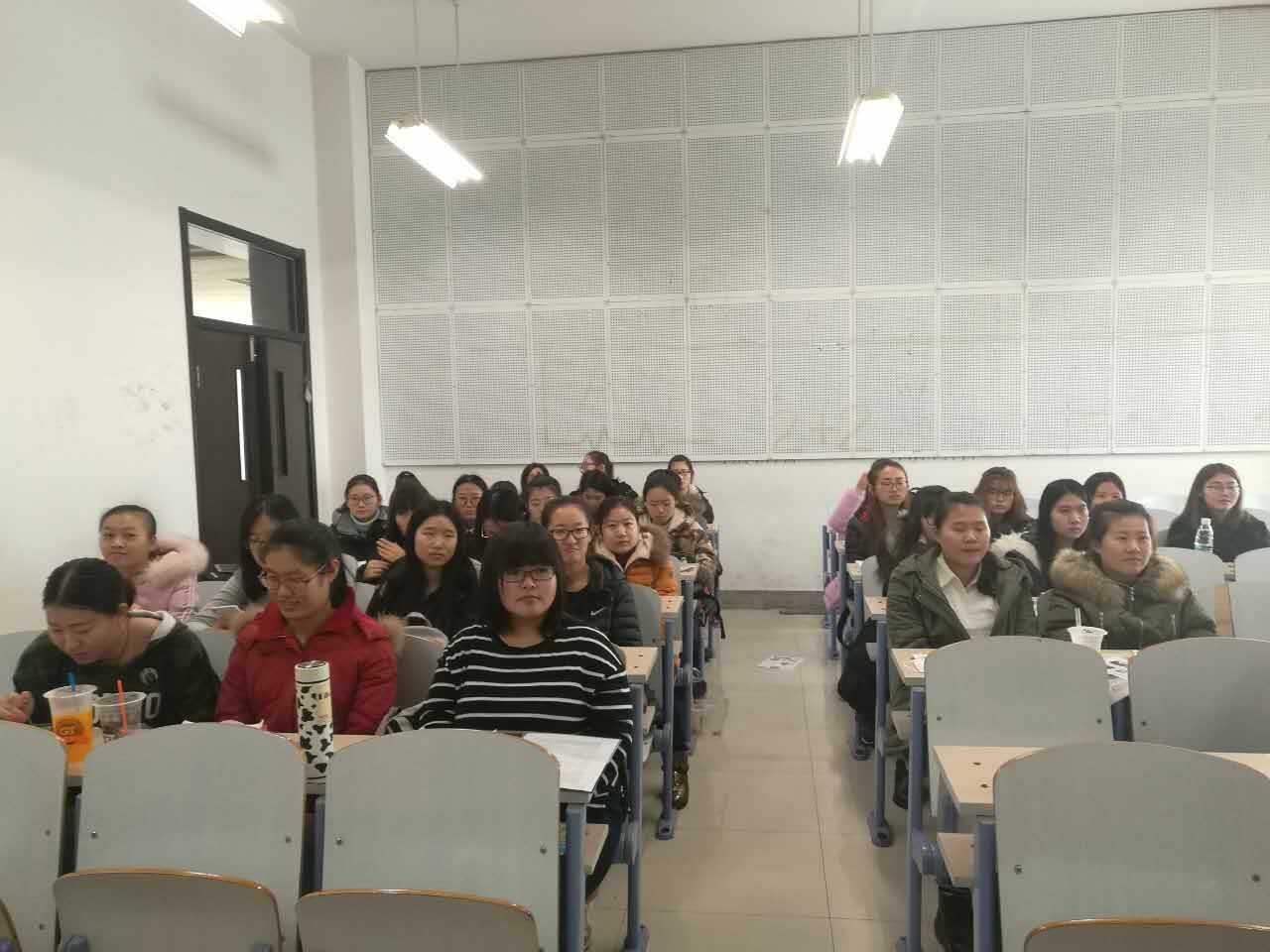 QQ鍥剧墖20161205084053.jpg